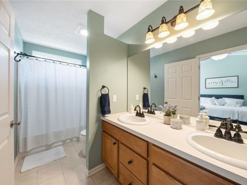 9660 Sunray Dr Drive, Olmsted Township, OH 44138 Photo 31