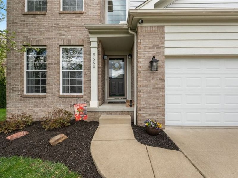 9660 Sunray Dr Drive, Olmsted Township, OH 44138 Photo 5