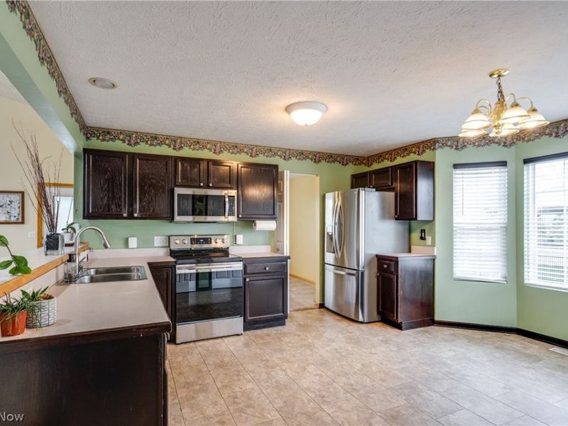 1340 Waterbury Street , Medina, OH 44256 Photo 4