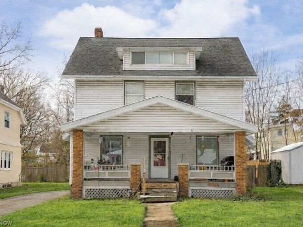 238 Para Avenue , Akron, OH 44305