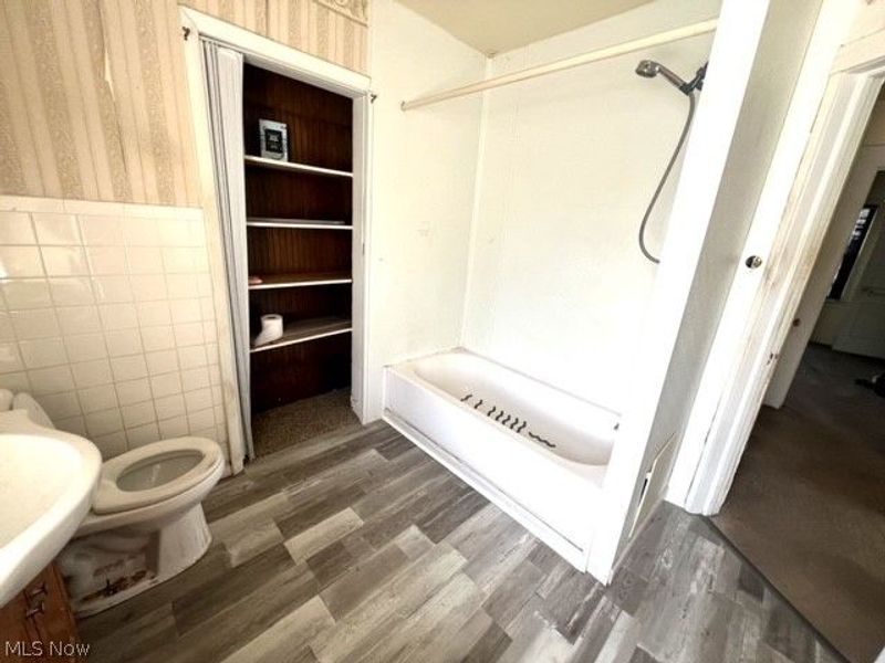 238 Para Avenue , Akron, OH 44305 Photo 16