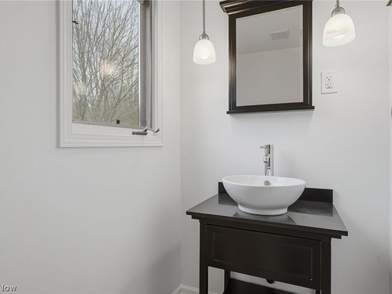 1960 Birkdale Drive, Uniontown, OH 44685 Photo 22