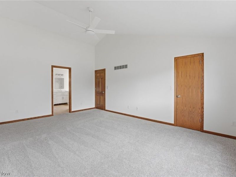 1960 Birkdale Drive, Uniontown, OH 44685 Photo 28