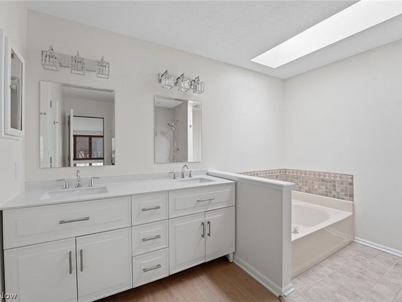 1960 Birkdale Drive, Uniontown, OH 44685 Photo 29