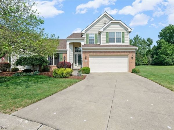 5514 Hideaway Drive, Medina, OH 44256