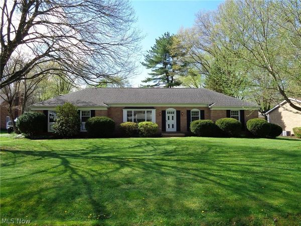 5968 Easy Pace Circle NW, Canton, OH 44718