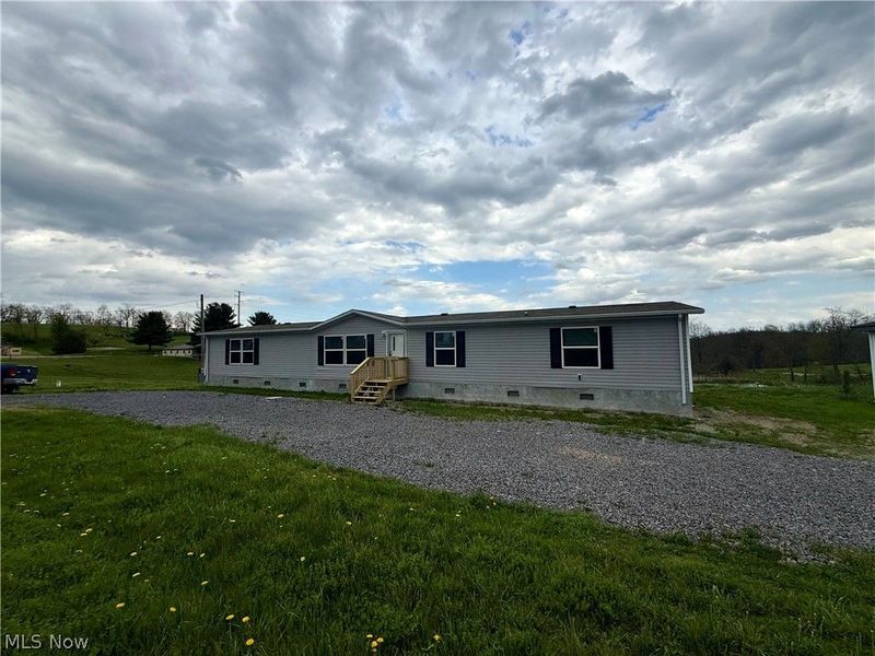 2112 Canyon Road SE, Carrollton, OH 44615 Photo 2