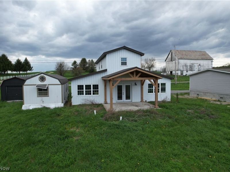 2112 Canyon Road SE, Carrollton, OH 44615 Photo 3