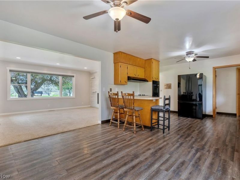 300 Homeworth Road , Alliance, OH 44601 Photo 11