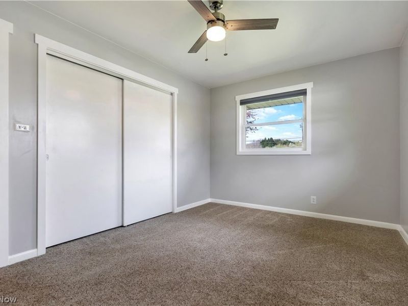 300 Homeworth Road , Alliance, OH 44601 Photo 17