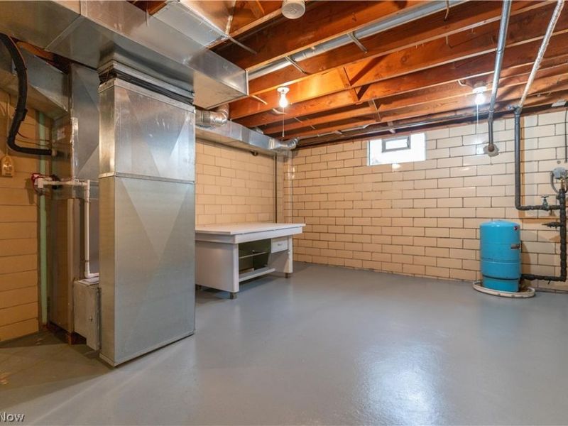 300 Homeworth Road , Alliance, OH 44601 Photo 27