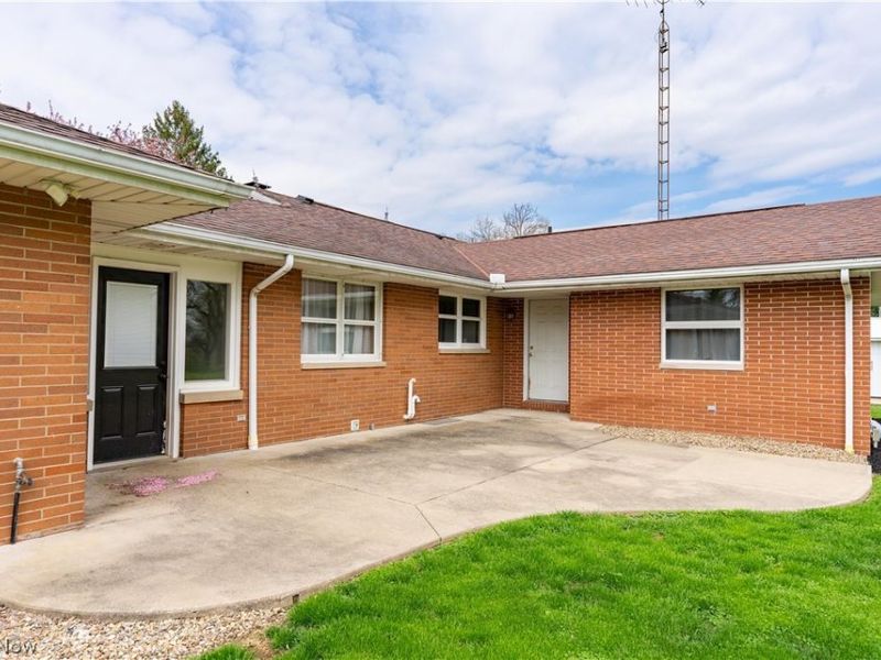 300 Homeworth Road , Alliance, OH 44601 Photo 34