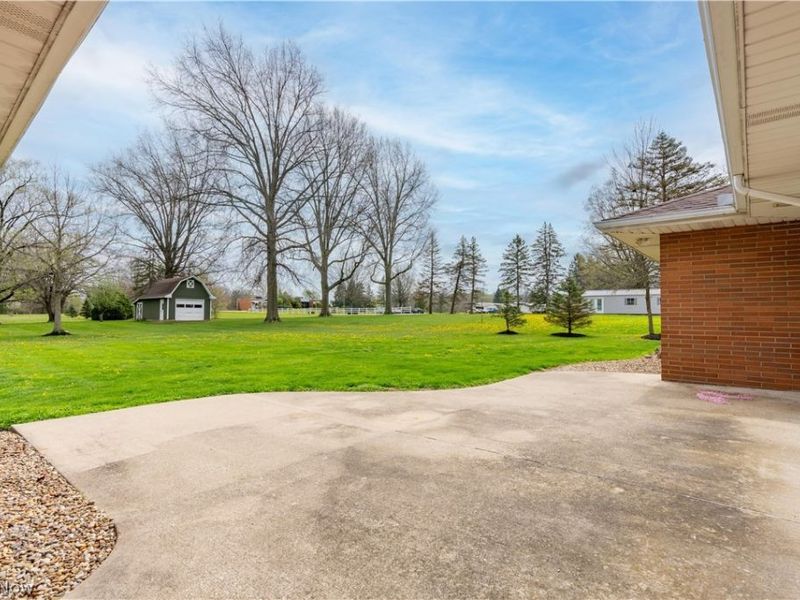 300 Homeworth Road , Alliance, OH 44601 Photo 40