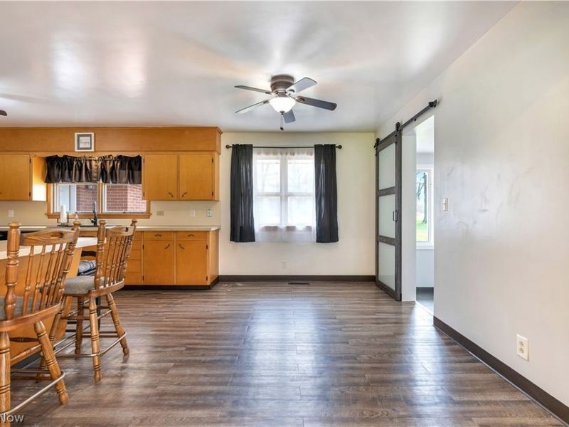 300 Homeworth Road , Alliance, OH 44601 Photo 6