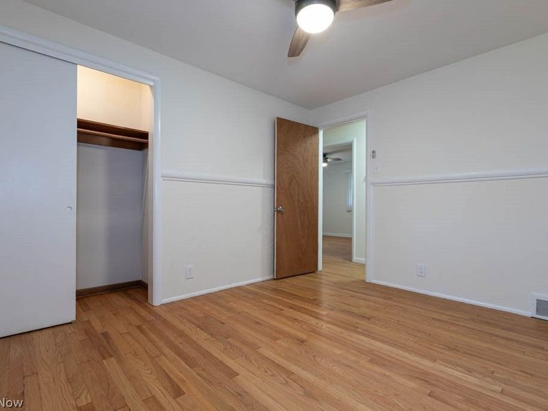 1872 Bremerton Road , Lyndhurst, OH 44124 Photo 17