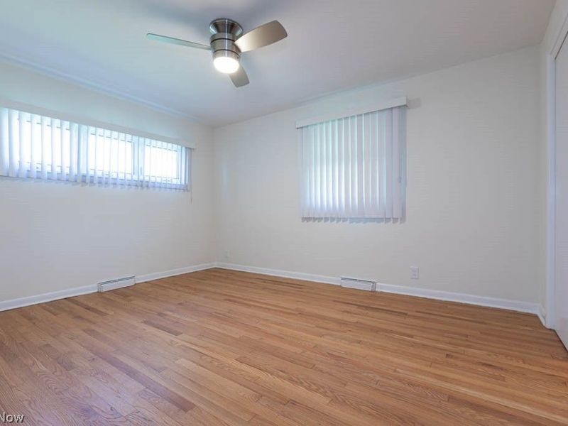 1872 Bremerton Road , Lyndhurst, OH 44124 Photo 20