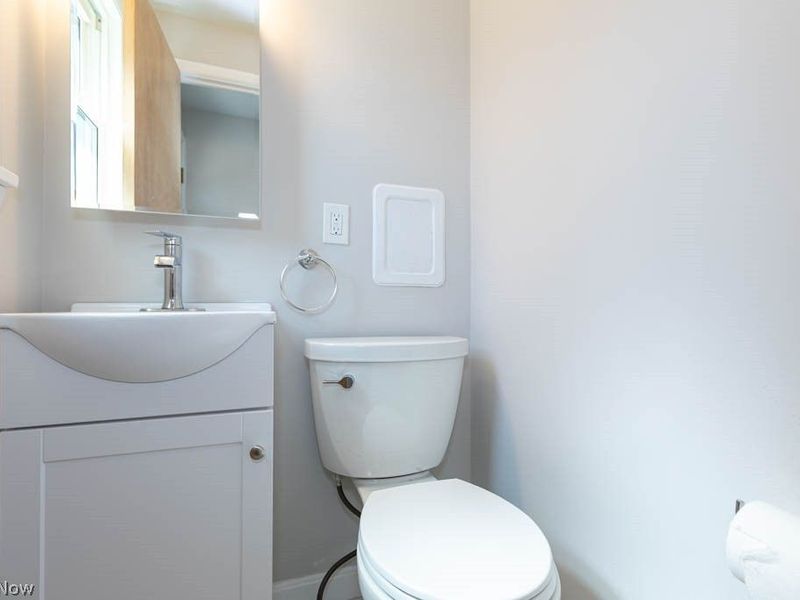 1872 Bremerton Road, Lyndhurst, OH 44124 Photo 22