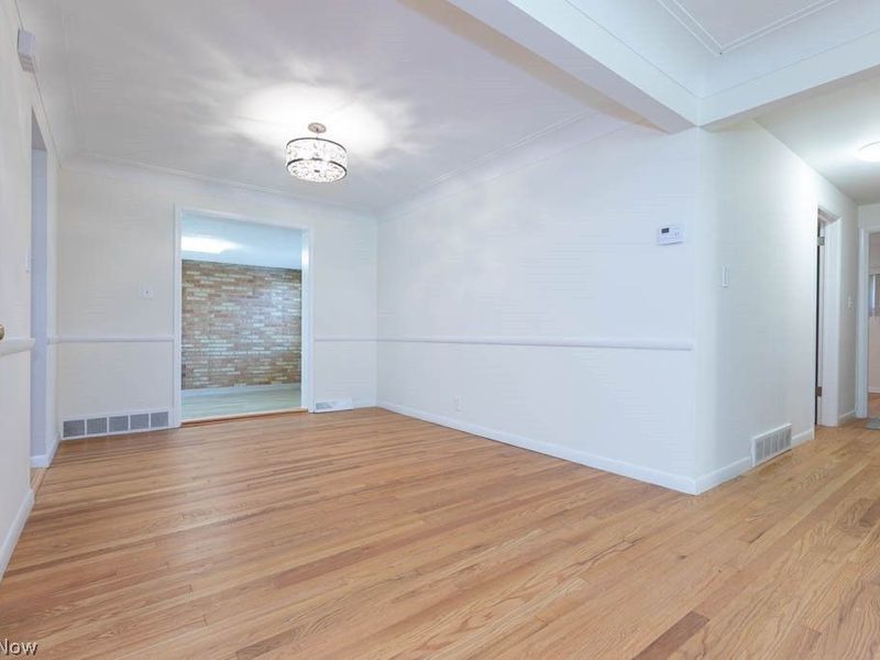 1872 Bremerton Road, Lyndhurst, OH 44124 Photo 5