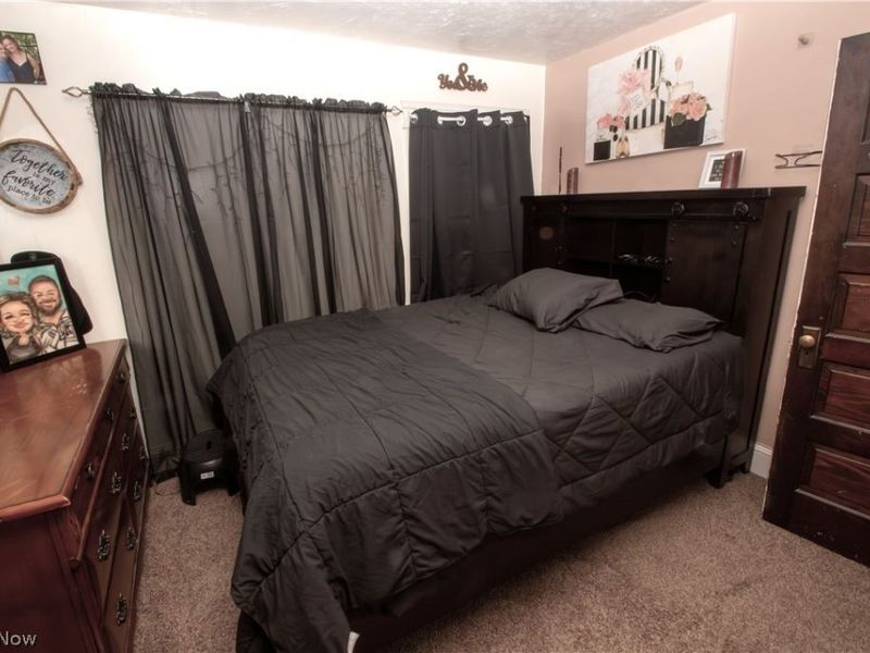 3425 Highview Avenue , Cleveland, OH 44109 Photo 10