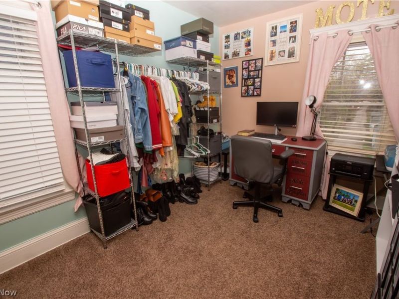 3425 Highview Avenue , Cleveland, OH 44109 Photo 14