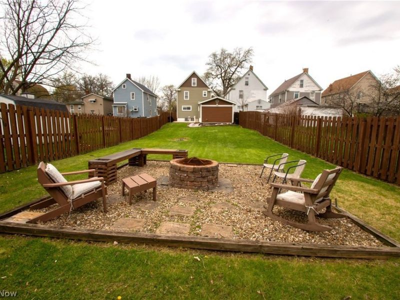 3425 Highview Avenue , Cleveland, OH 44109 Photo 18