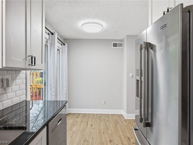 121 Beck Road , Avon Lake, OH 44012 Photo 11