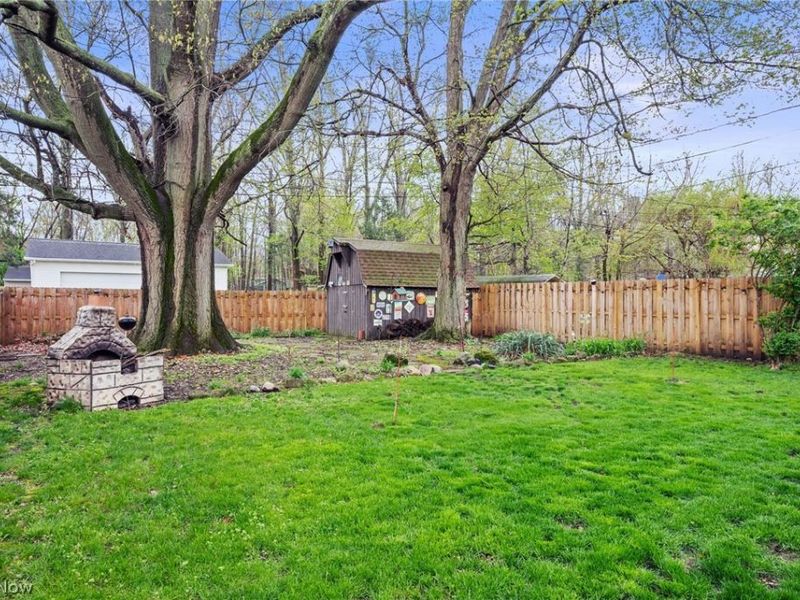 121 Beck Road , Avon Lake, OH 44012 Photo 4