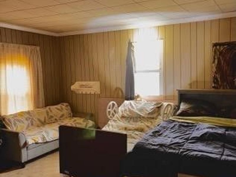 15711 Main Street SE, Brownsville, OH 43721 Photo 10