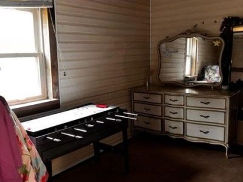 15711 Main Street SE, Brownsville, OH 43721 Photo 9