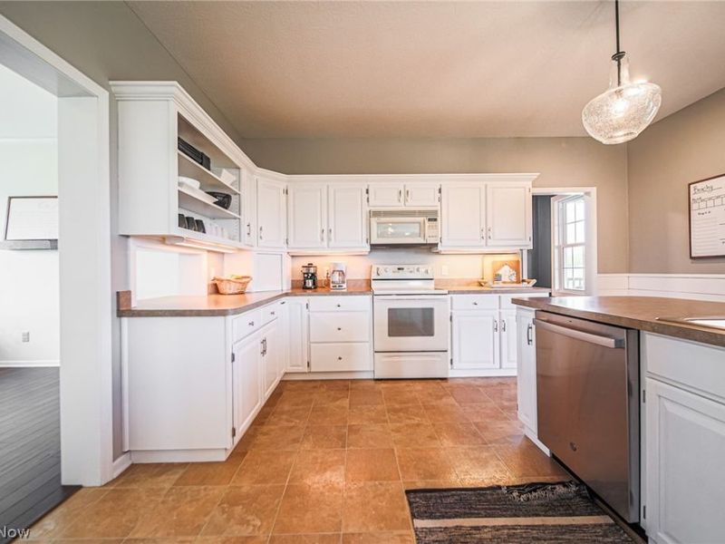 4554 E Moreland Road , Fredericksburg, OH 44627 Photo 19