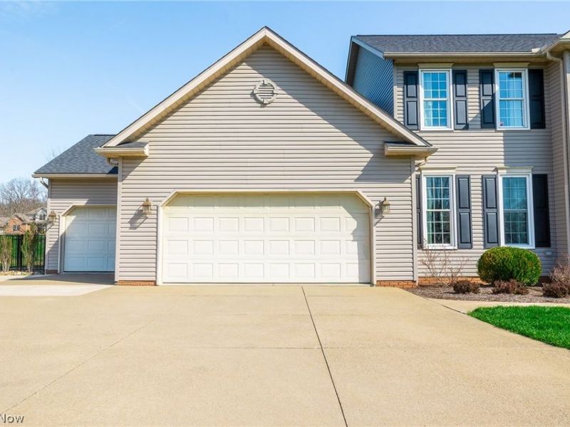 4554 E Moreland Road , Fredericksburg, OH 44627 Photo 2