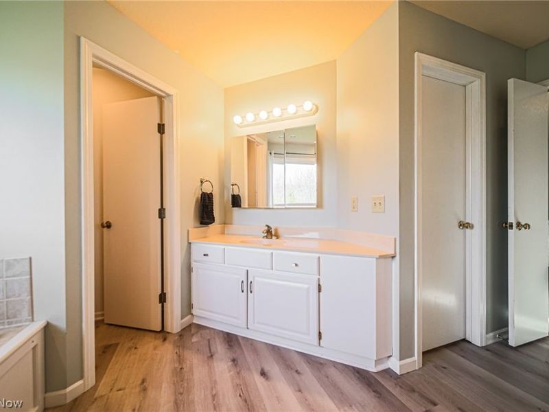 4554 E Moreland Road , Fredericksburg, OH 44627 Photo 29