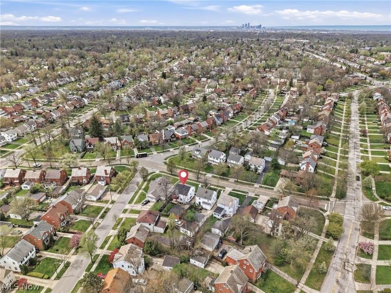 2227 Fenwick Road, University Heights, OH 44118 Photo 11