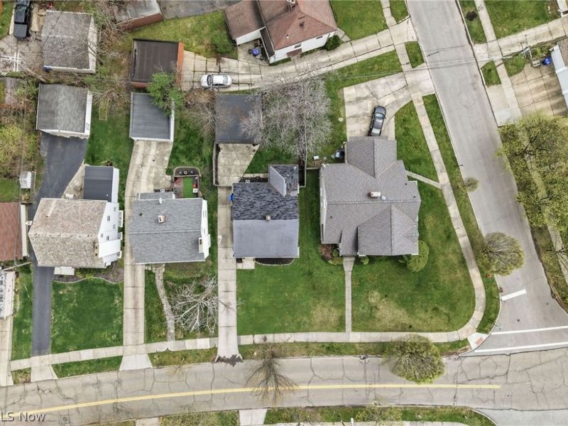 2227 Fenwick Road, University Heights, OH 44118 Photo 13