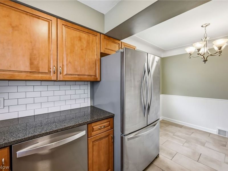 2227 Fenwick Road, University Heights, OH 44118 Photo 22