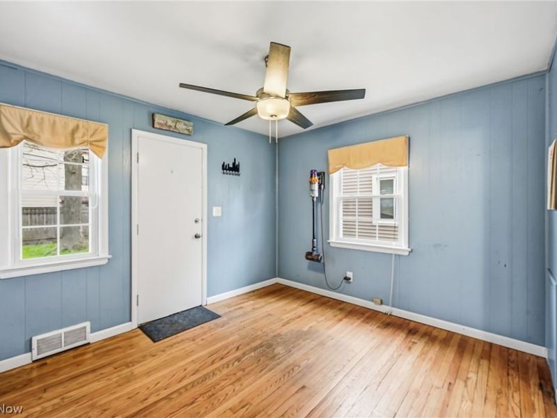 2227 Fenwick Road, University Heights, OH 44118 Photo 23