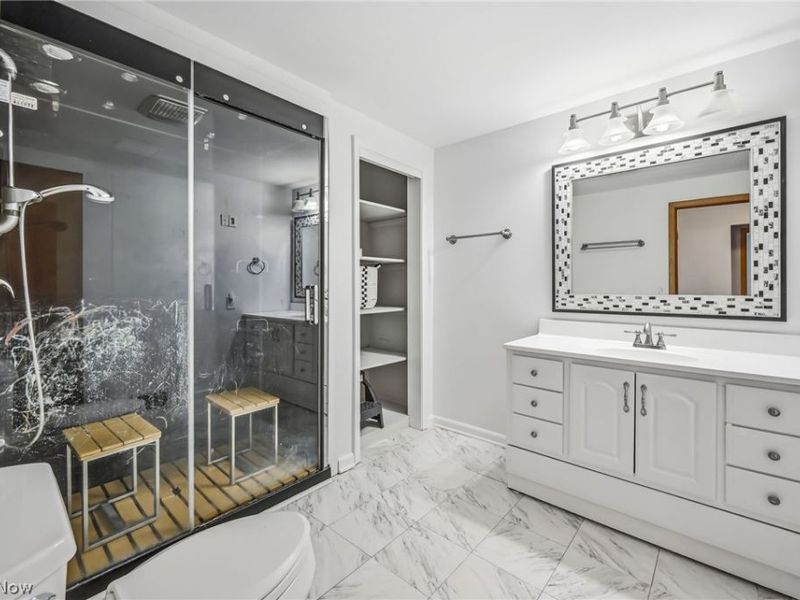 2227 Fenwick Road, University Heights, OH 44118 Photo 33