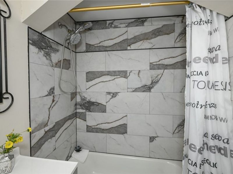 1292 Diagonal Road , Akron, OH 44307 Photo 27