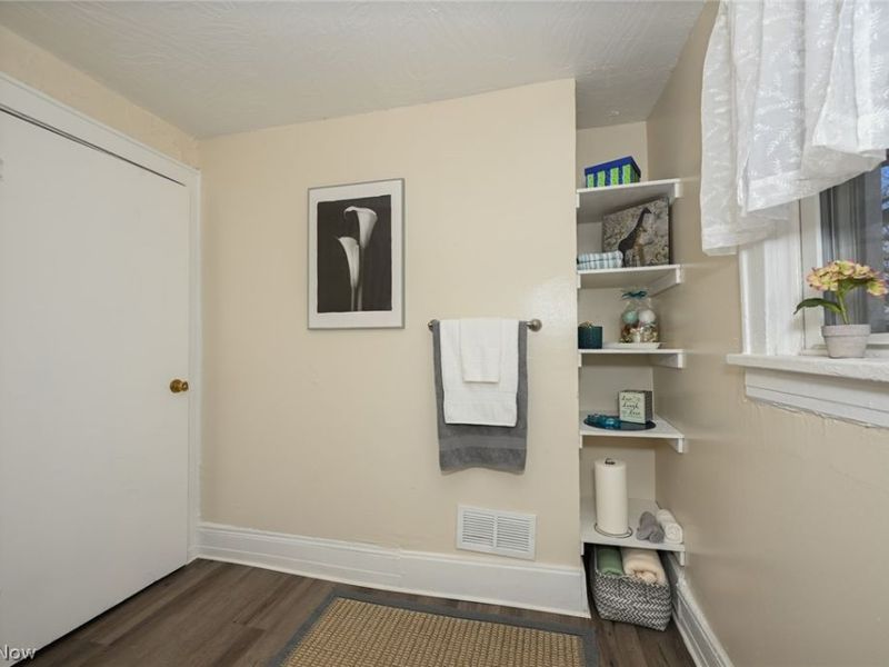 1292 Diagonal Road , Akron, OH 44307 Photo 28