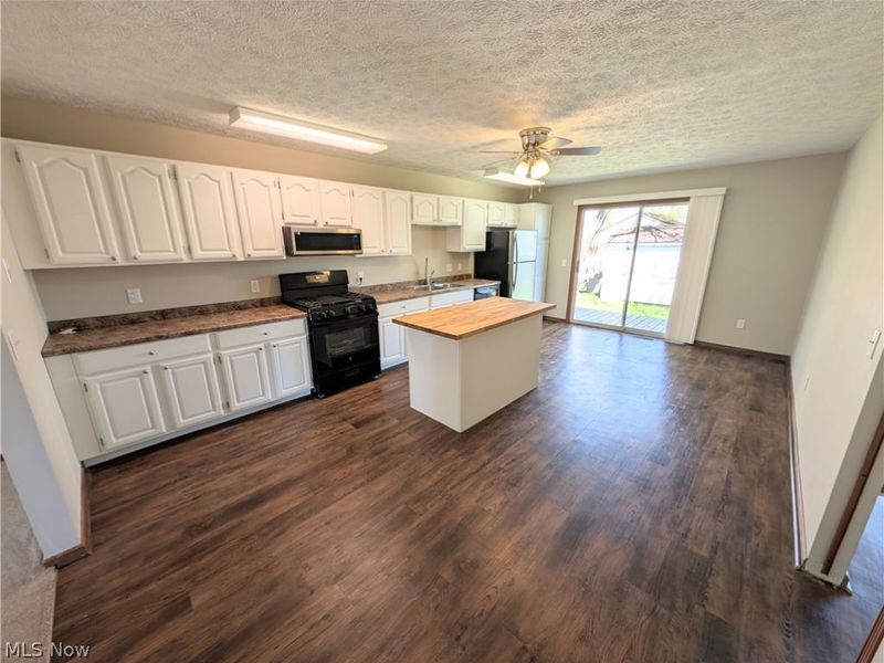 17604 Olive Avenue , Lake Milton, OH 44429 Photo 13