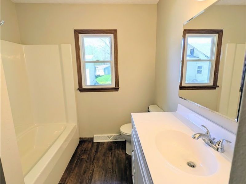 17604 Olive Avenue , Lake Milton, OH 44429 Photo 18