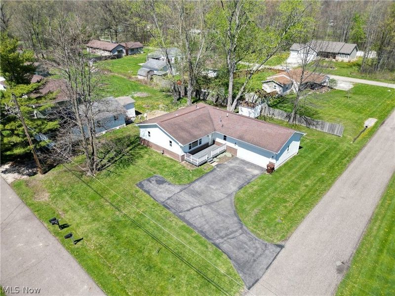 17604 Olive Avenue , Lake Milton, OH 44429 Photo 5