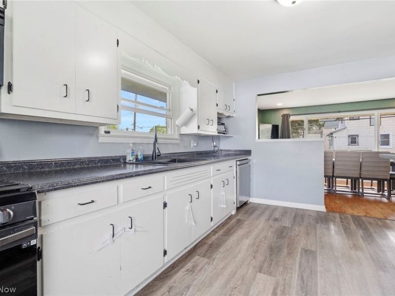 1157 Woodland Avenue , Alliance, OH 44601 Photo 6