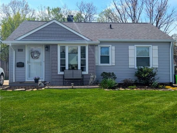 1140 Iroquois Avenue, Mayfield Heights, OH 44124