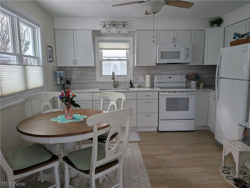 1140 Iroquois Avenue, Mayfield Heights, OH 44124 Photo 4