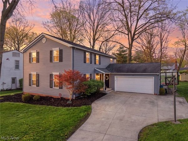 613 Welshire Drive , Bay Village, OH 44140