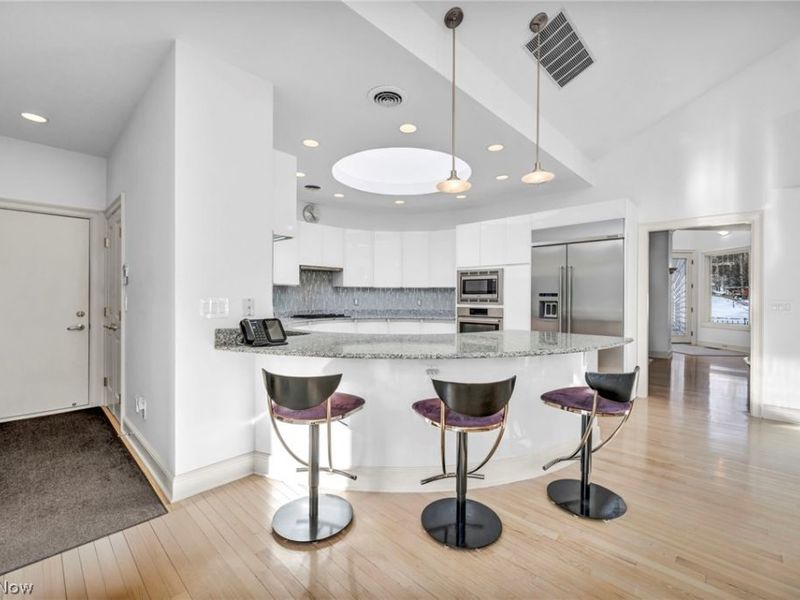 8709 Deer Creek Drive , Broadview Heights, OH 44147 Photo 11