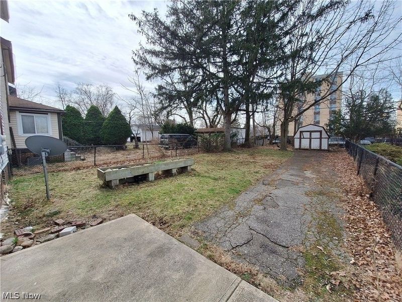 1018 E 169th Street , Cleveland, OH 44110 Photo 2