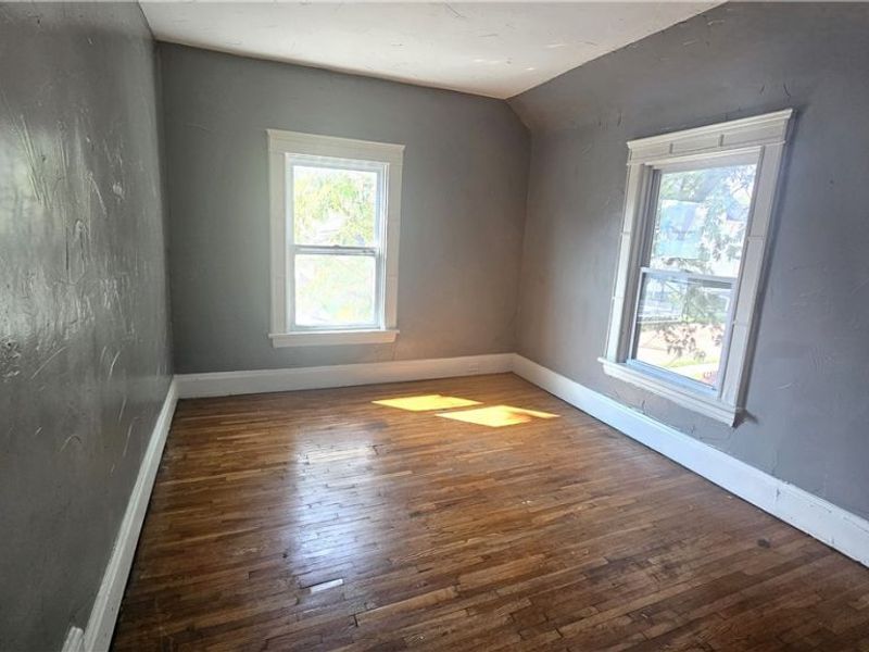 9910 Zimmer Avenue , Cleveland, OH 44102 Photo 14