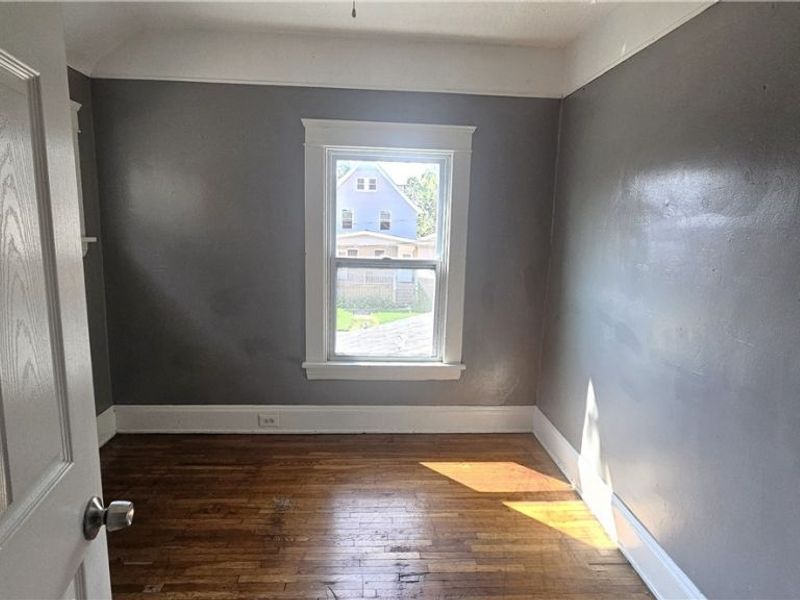 9910 Zimmer Avenue , Cleveland, OH 44102 Photo 15